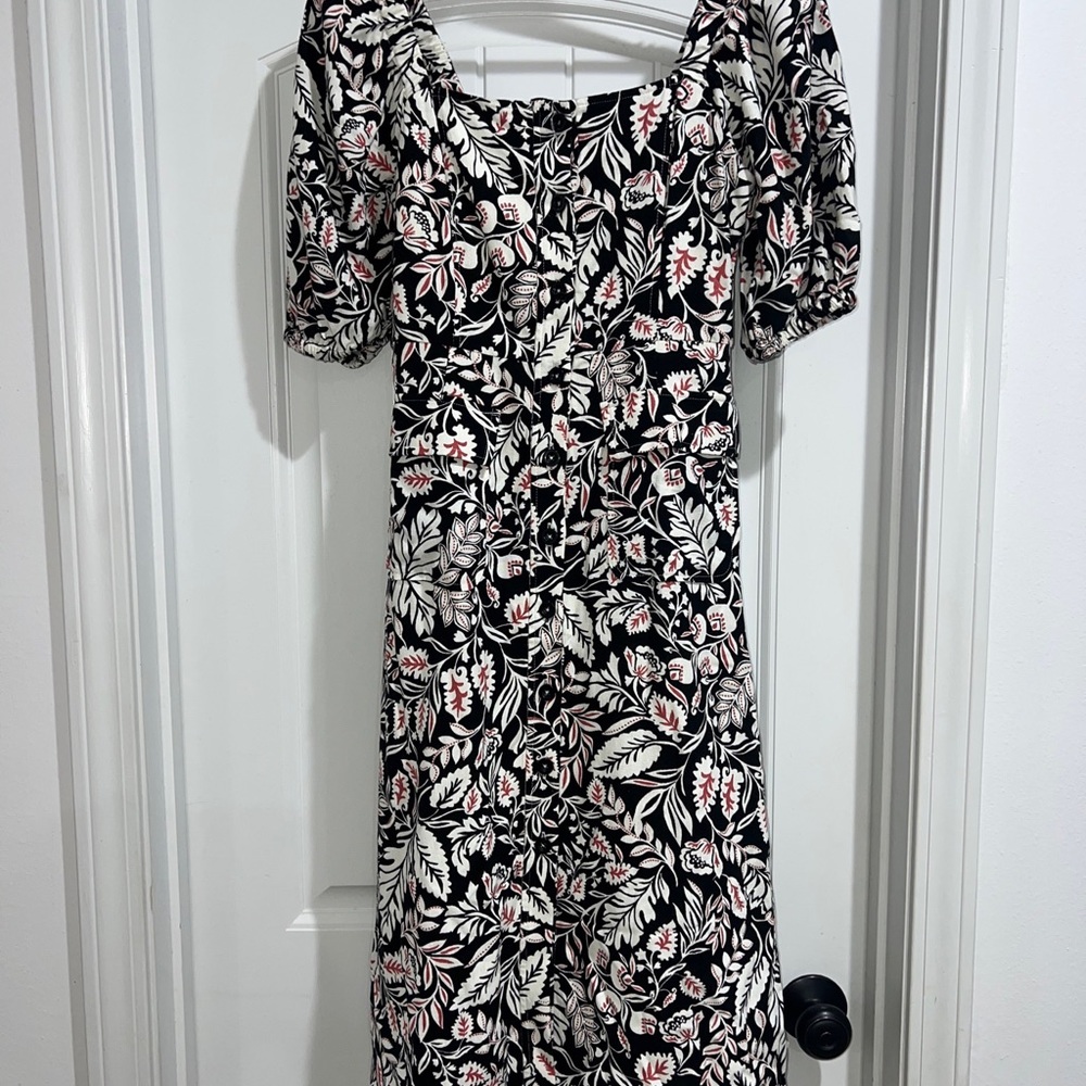 BCBG Black and White Puff Sleeve Midi Sundress